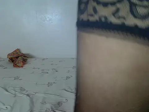 laetitia  online show from 25, 2, 2026