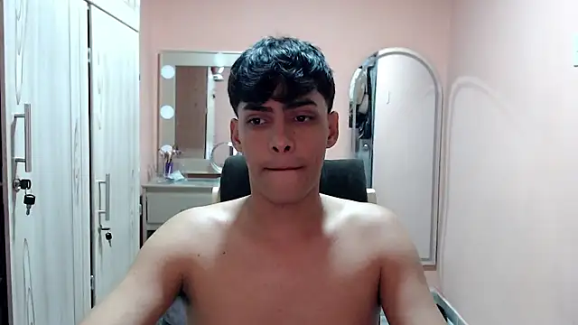 TenderBoyBigCock  online show from 12, 11, 2025