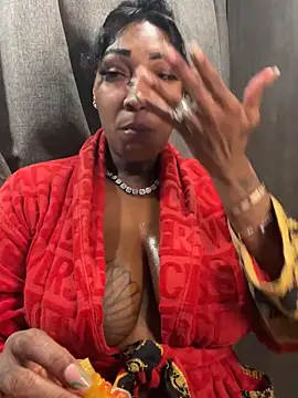 CUMQUEEN-XXX69 online show from 15, 9, 2025