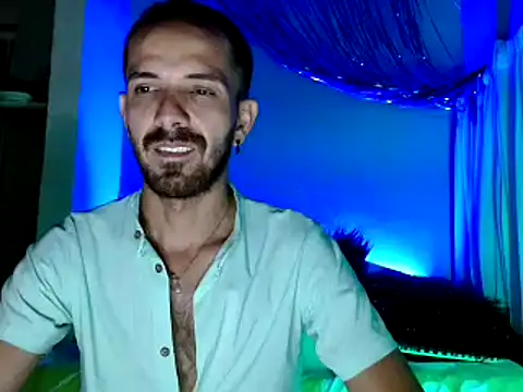 Tomas Tylor online show from 12, 12, 2024