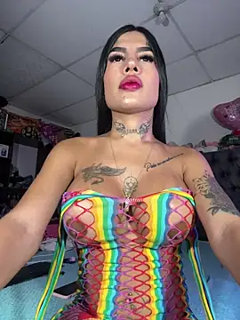 saragill323 online show from 2, 11, 2025