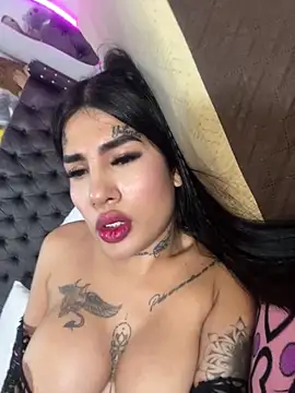 saragill323 online show from 5, 3, 2025