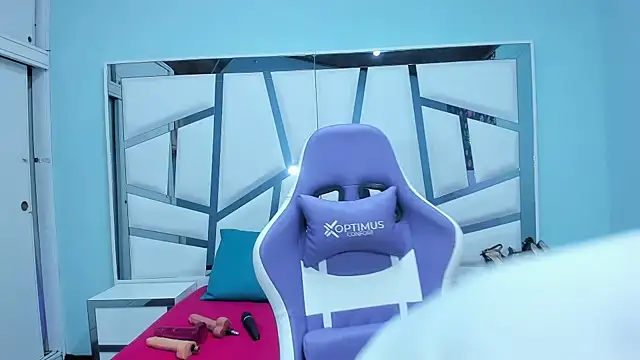 chanel hot 001 online show from 4, 12, 2025