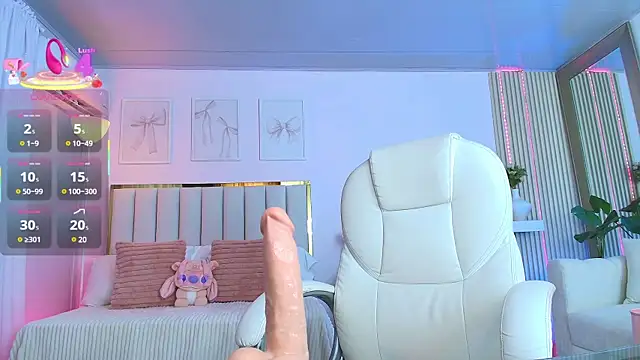 Cristall Bunny online show from 17, 3, 2025