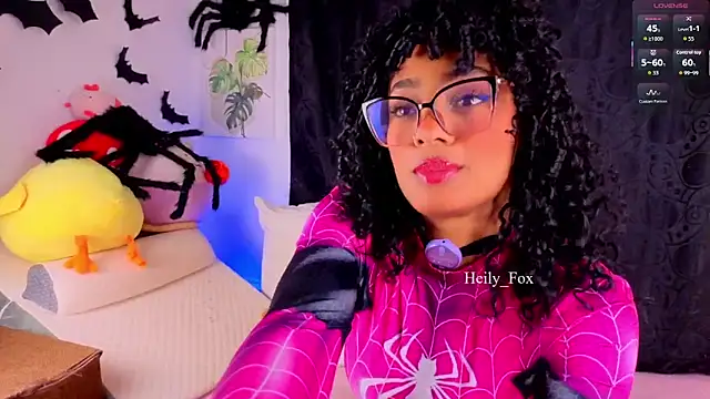 Heily Fox online show from 31, 10, 2025