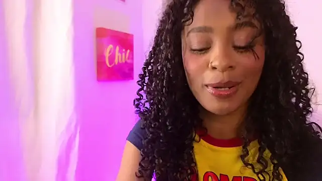 Heily Fox online show from 28, 1, 2025