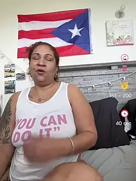 Snapshot of ladycreamypr2 chatting on 19, 6, 2026 ladycreamypr2 online show from 19, 6, 2026