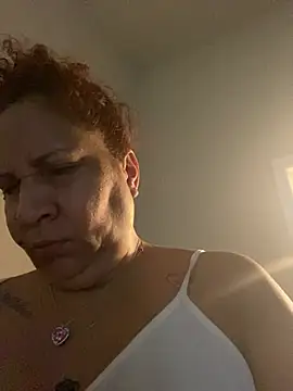 ladycreamypr2 online show from 26, 5, 2026
