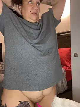 Snapshot of ladycreamypr2 chatting on 3, 3, 2026 ladycreamypr2 online show from 3, 3, 2026