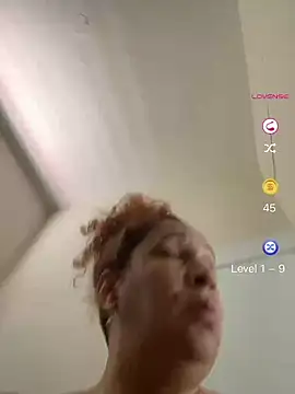 Snapshot of ladycreamypr2 chatting on 27, 6, 2026 ladycreamypr2 online show from 27, 6, 2026