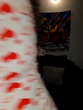 Snapshot of ladycreamypr2 chatting on 12, 4, 2026 ladycreamypr2 online show from 12, 4, 2026