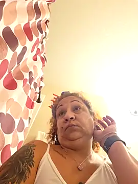 ladycreamypr2 online show from 5, 5, 2026