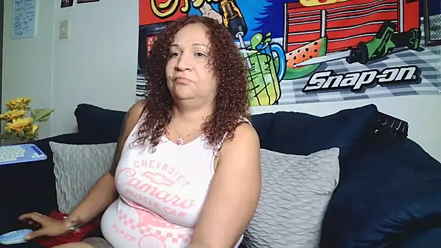 Snapshot of ladycreamypr2 chatting on 11, 6, 2026 ladycreamypr2 online show from 11, 6, 2026