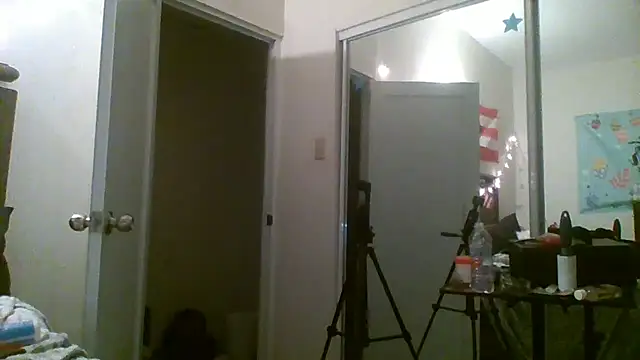 Snapshot of ladycreamypr2 chatting on 9, 4, 2026 ladycreamypr2 online show from 9, 4, 2026