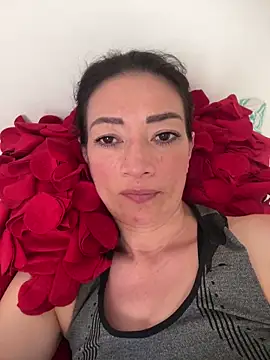 Yulia sx online show from 2, 4, 2026