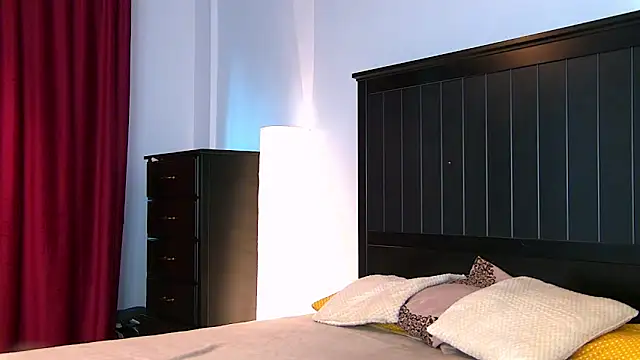 Yanira Muslim online show from 22, 9, 2025