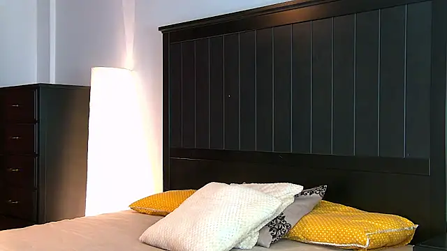 Yanira Muslim online show from 13, 10, 2025