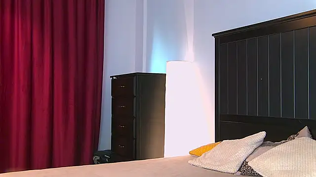 Yanira Muslim online show from 14, 9, 2025