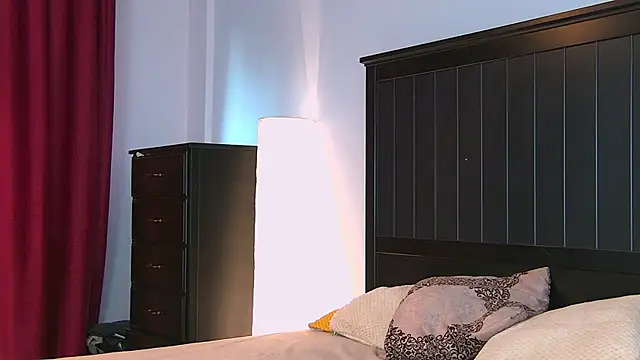 Yanira Muslim online show from 13, 9, 2025