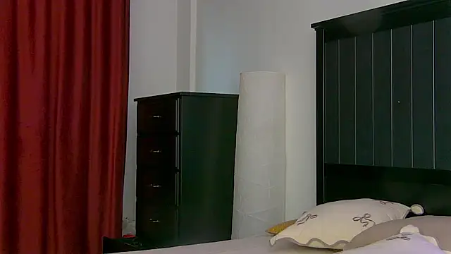 Yanira Muslim online show from 8, 4, 2026