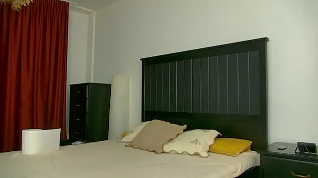 Yanira Muslim online show from 4, 4, 2026