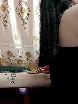 NgocQuyen2K online show from 24, 11, 2025