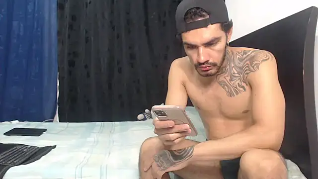 Hot Sharks  online show from 8, 4, 2026