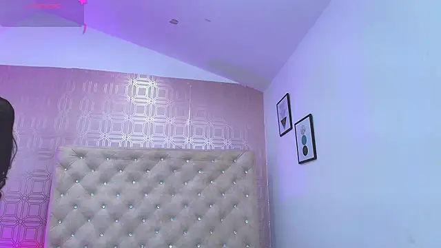 Snapshot of Sara_Desire chatting on 17, 3, 2025 Sara Desire online show from 17, 3, 2025