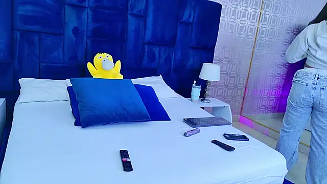 Sara Desire online show from 5, 2, 2026