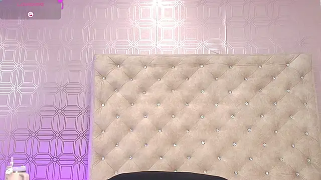 Snapshot of Sara_Desire chatting on 12, 3, 2025 Sara Desire online show from 12, 3, 2025