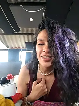 rebekka simpson online show from 22, 12, 2025