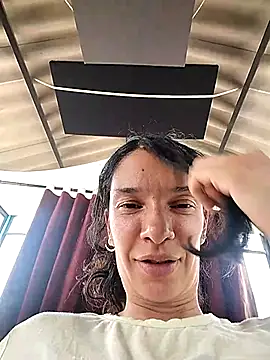 rebekka simpson online show from 10, 3, 2025