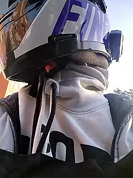 rebekka simpson online show from 5, 2, 2026