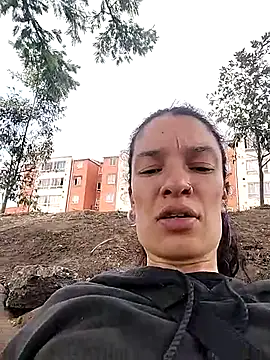 rebekka simpson online show from 6, 10, 2025