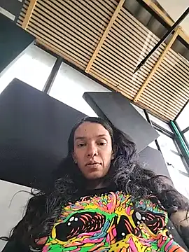 rebekka simpson online show from 7, 6, 2026