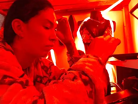 rebekka simpson online show from 5, 3, 2026