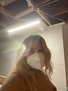 allissonw13 online show from 18, 1, 2026