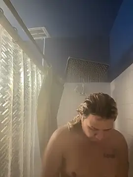 allissonw13 online show from 15, 12, 2025