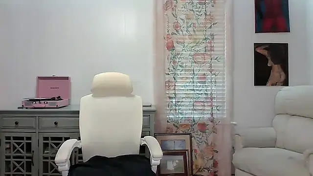 Blaze Baby online show from 15, 9, 2025