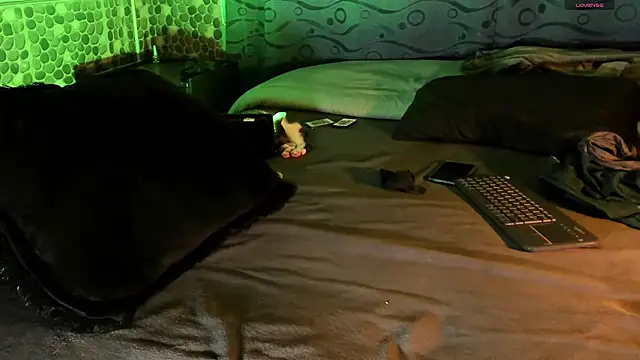 Teo skinny online show from 14, 2, 2025