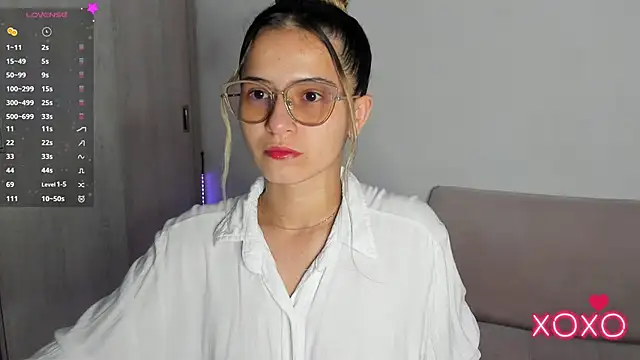 Snapshot of Lilacutte_ chatting on 20, 9, 2025 Lilacutte online show from 20, 9, 2025