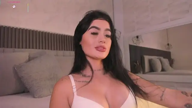 Snapshot of SOPHICARTERS chatting on 27, 11, 2025 SOPHICARTERS online show from 27, 11, 2025