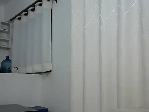 hottgirlval online show from 27, 4, 2026