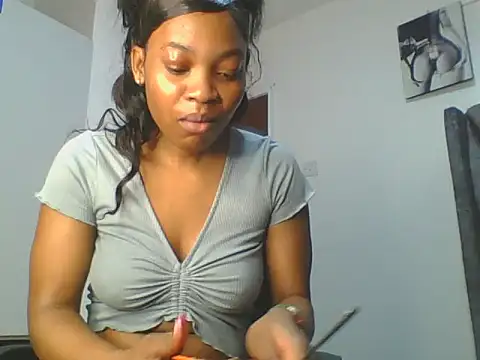 Snapshot of _Becky002 chatting on 8, 7, 2026 Becky002 online show from 8, 7, 2026