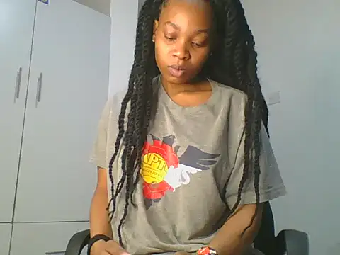 Snapshot of _Becky002 chatting on 12, 7, 2026 Becky002 online show from 12, 7, 2026