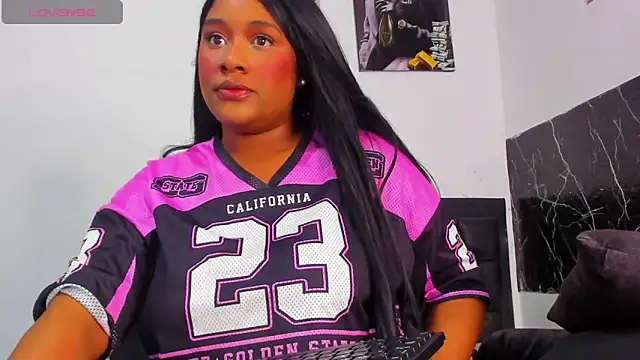 kriixtybrown online show from 13, 4, 2026