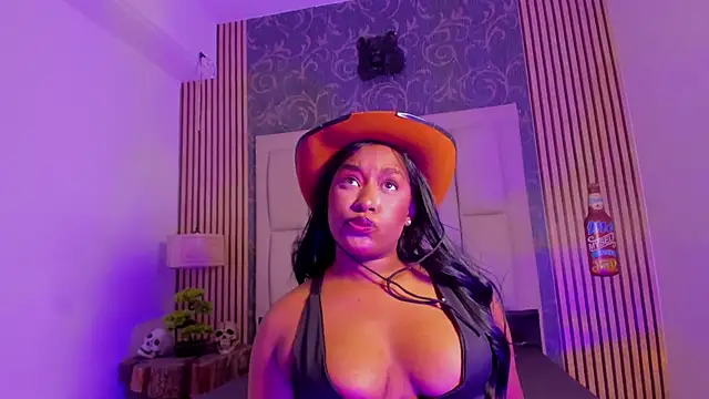 Snapshot of kriixtybrown chatting on 27, 10, 2025 kriixtybrown online show from 27, 10, 2025