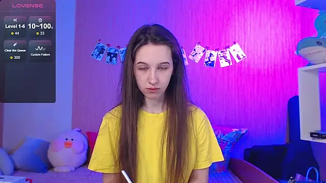 ur kitty   online show from 12, 10, 2025