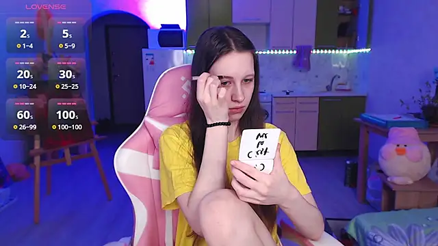 ur kitty   online show from 11, 4, 2026