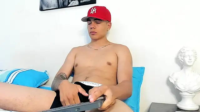 santiago sosa24 online show from 18, 3, 2026